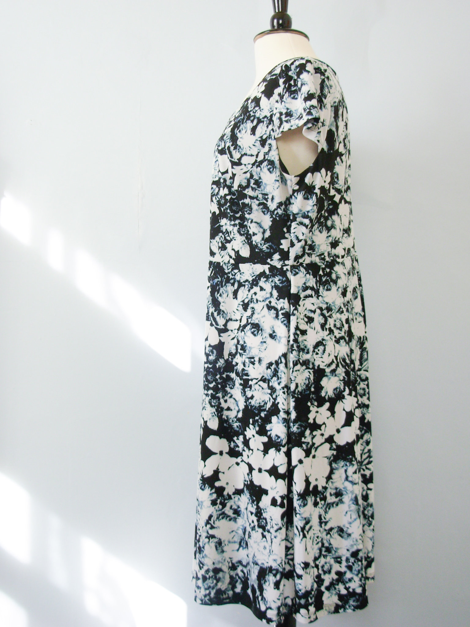 Y2K black and white cyber floral dress, women's size XL