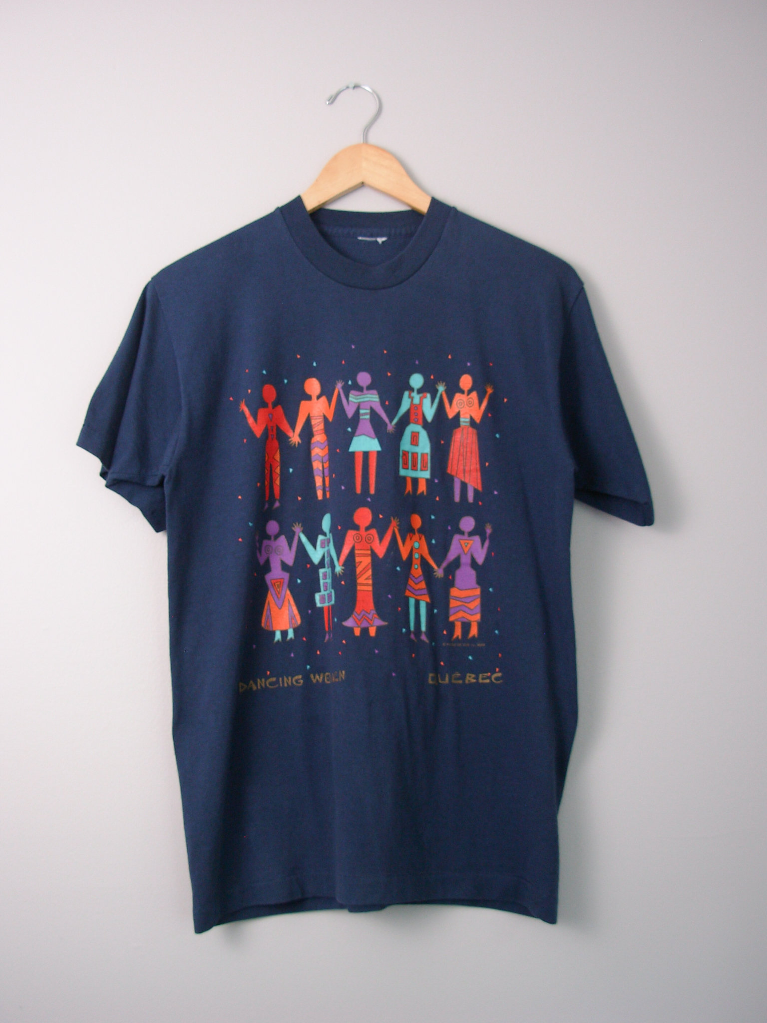 80's Quebec Dancing Women tee shirt, size medium