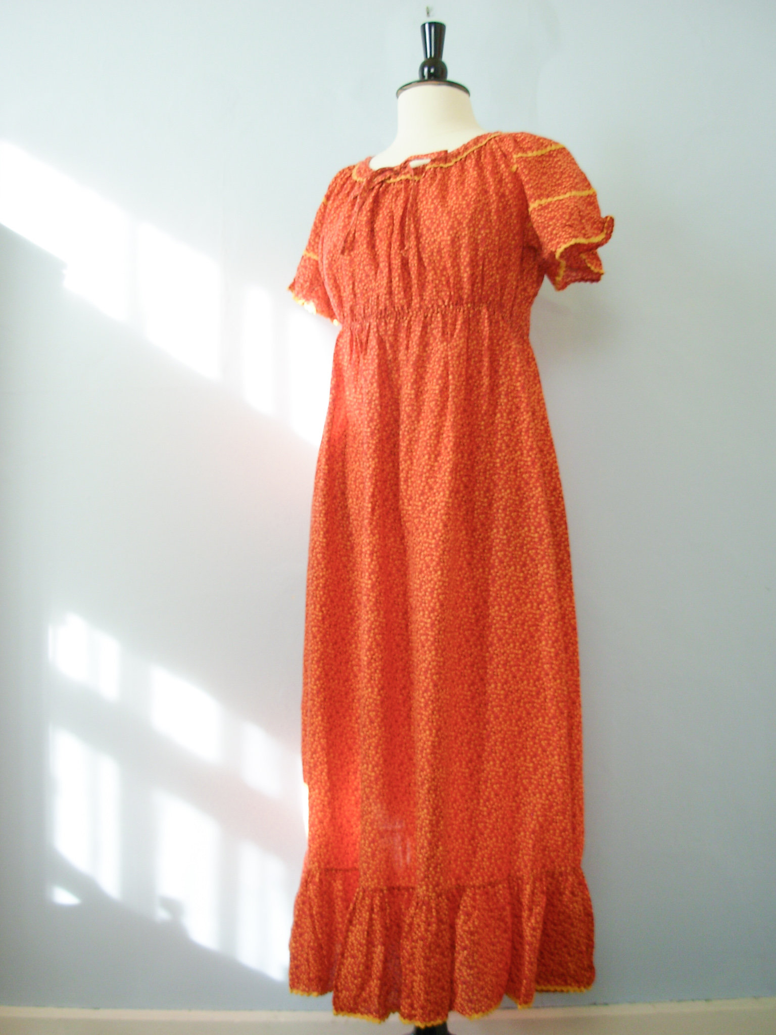 70's ditsy calico red prairie dress, women's size large