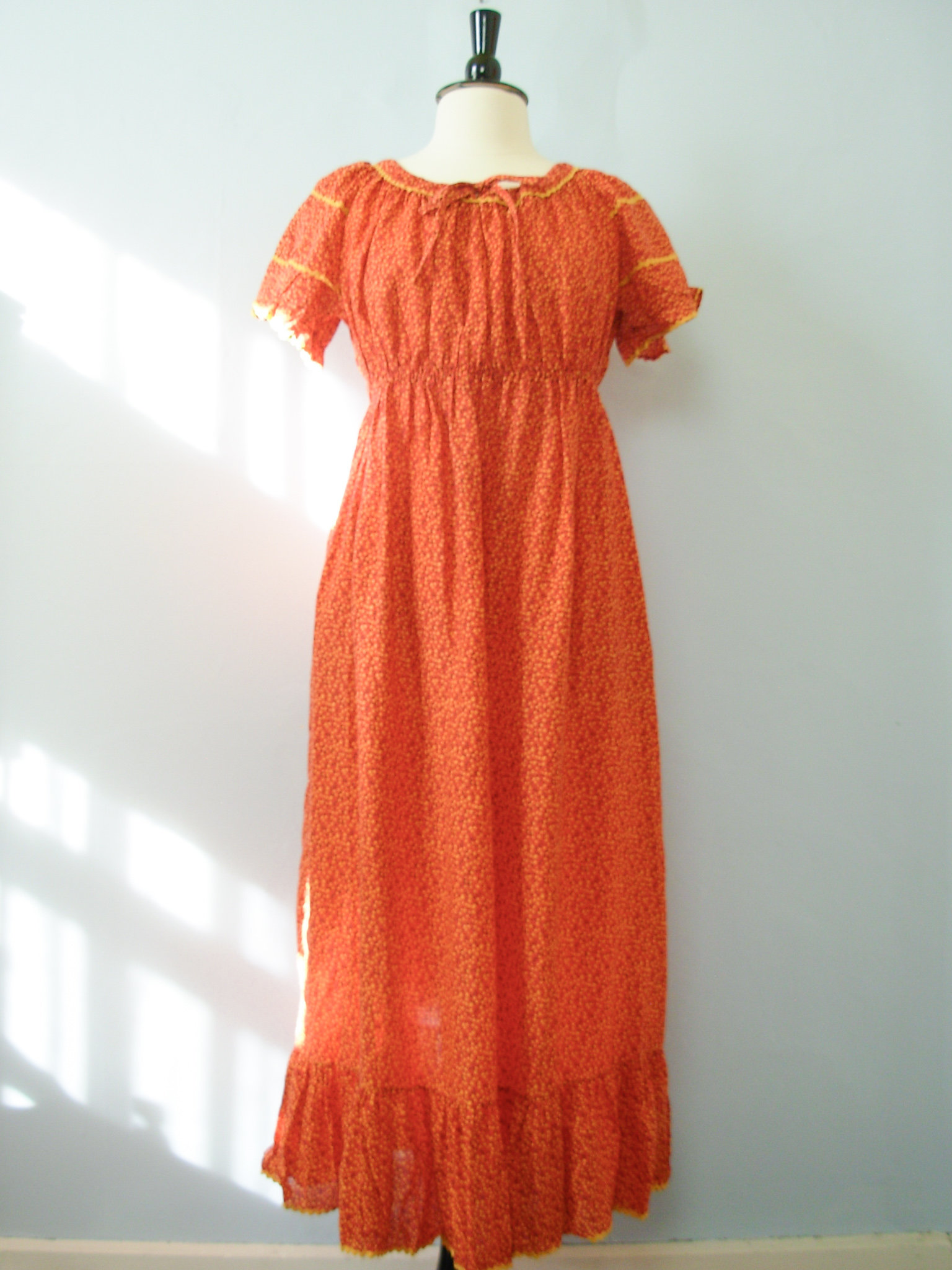 70's ditsy calico red prairie dress, women's size large