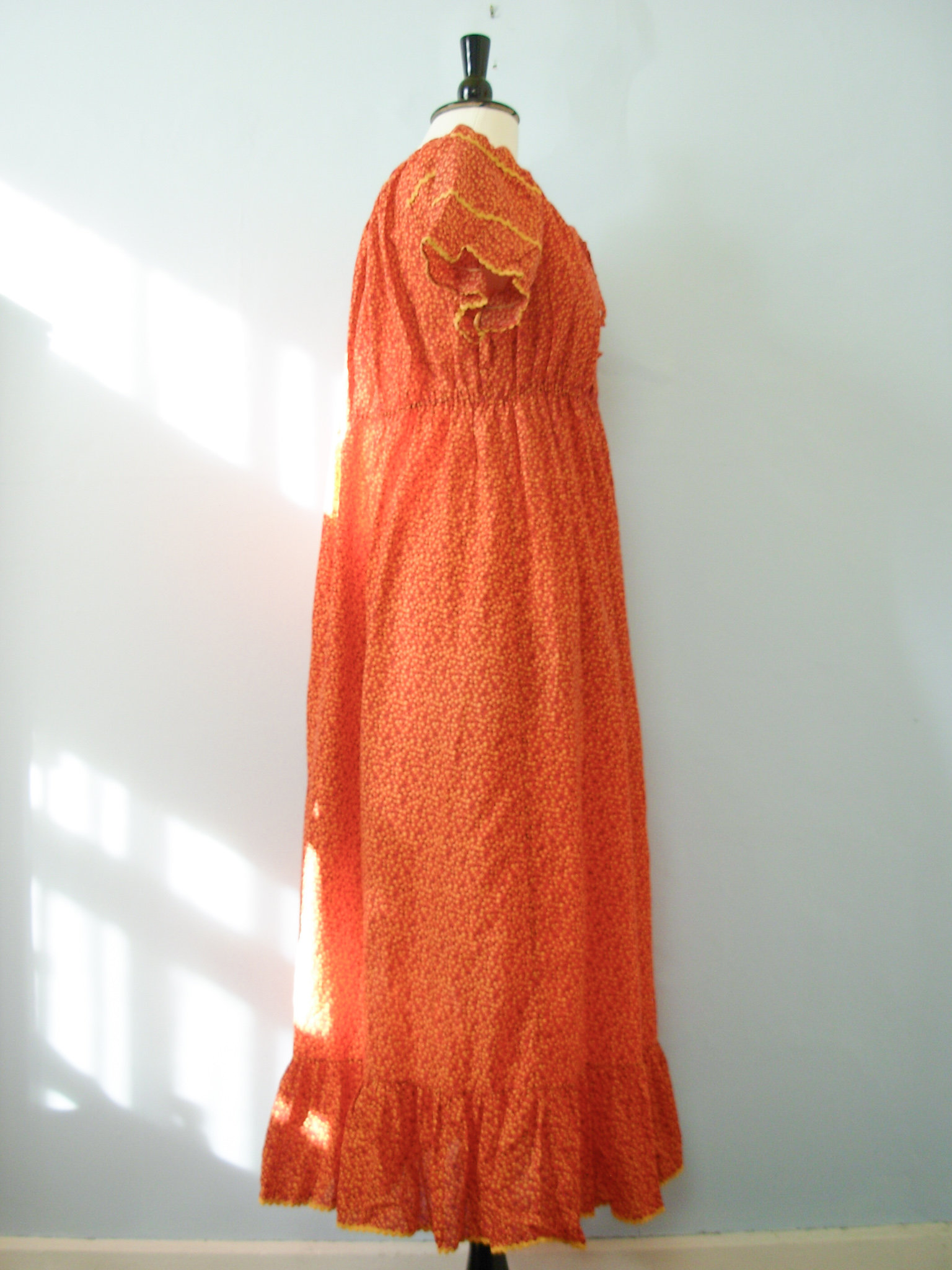 70's ditsy calico red prairie dress, women's size large
