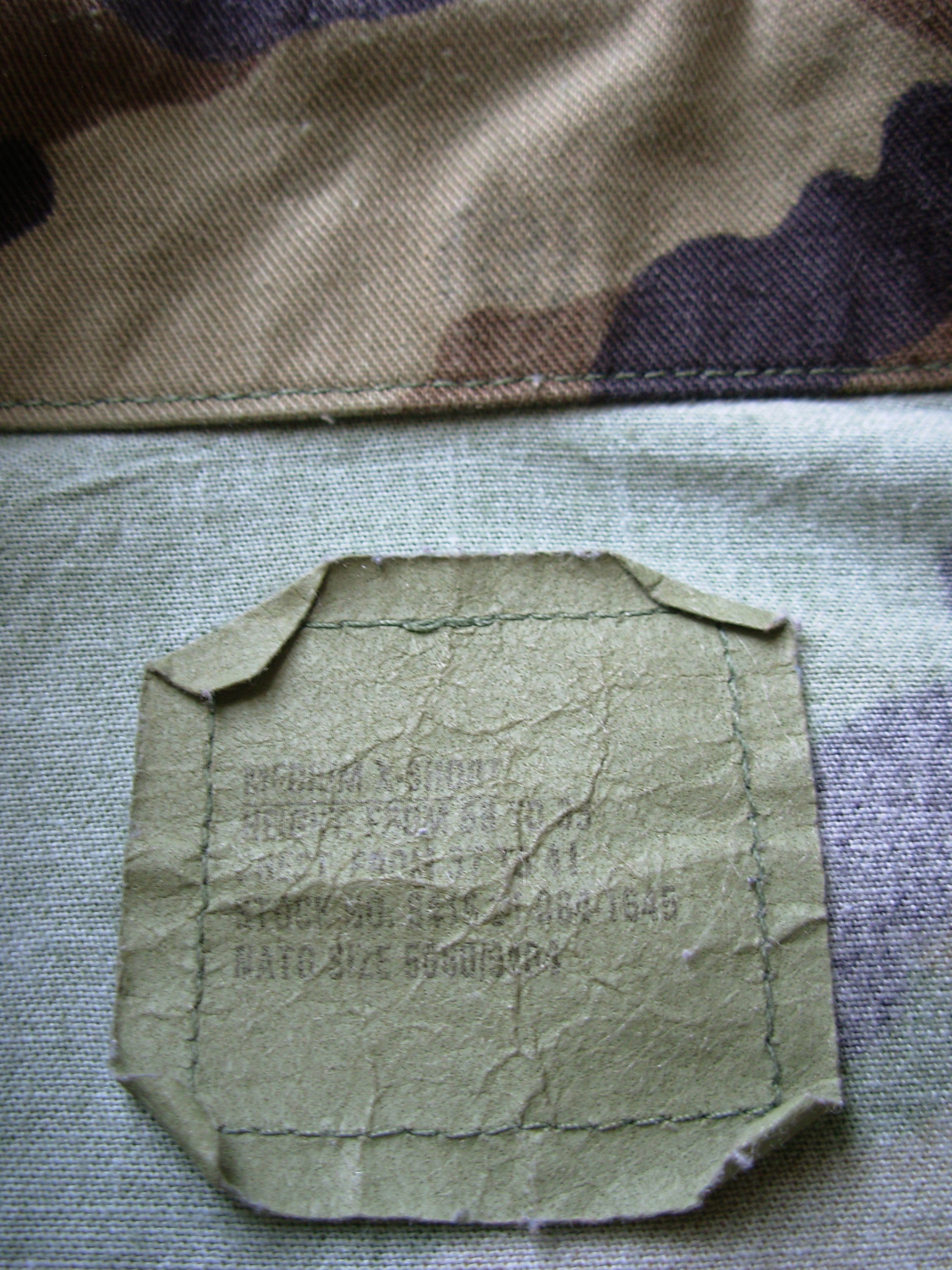 Vintage 90's camo jacket, army jacket, military camouflage fatigues, camo shirt, size medium - short