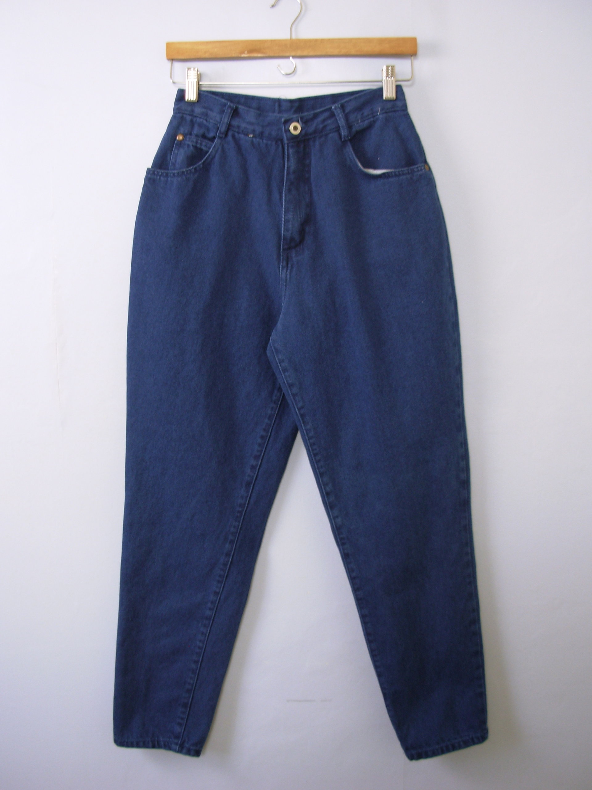 Vintage 80's high waisted jeans, mom jeans, blue denim, tapered leg, size 8 / 6