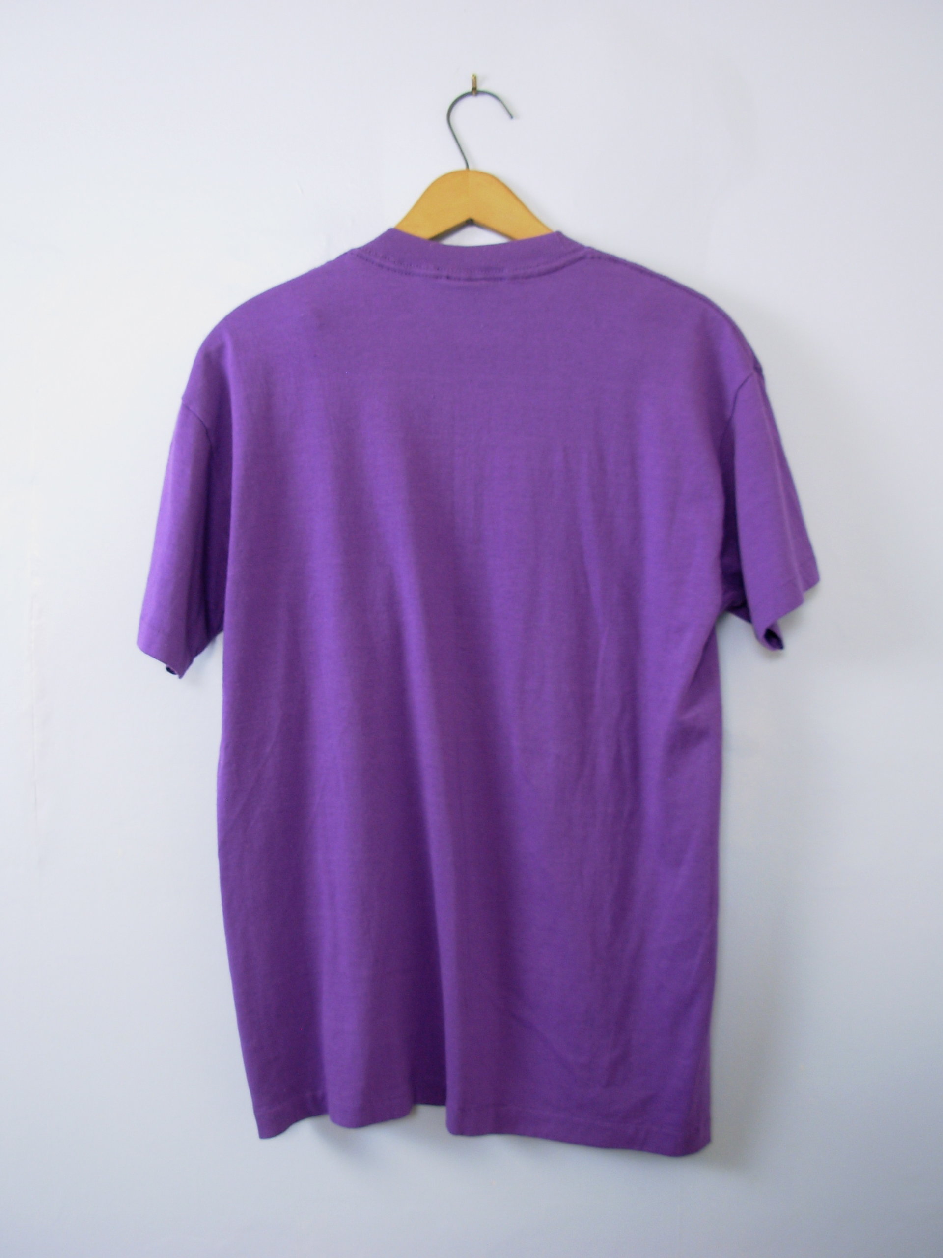 Vintage 80's purple graphic tee, Lccc Building on a Dream shirt, size large