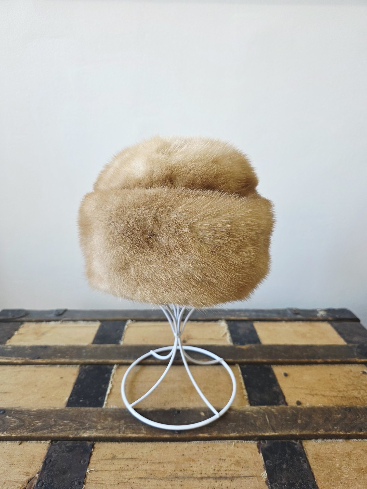 1950 Pogue's of Cincinnati mink fur pill box hat