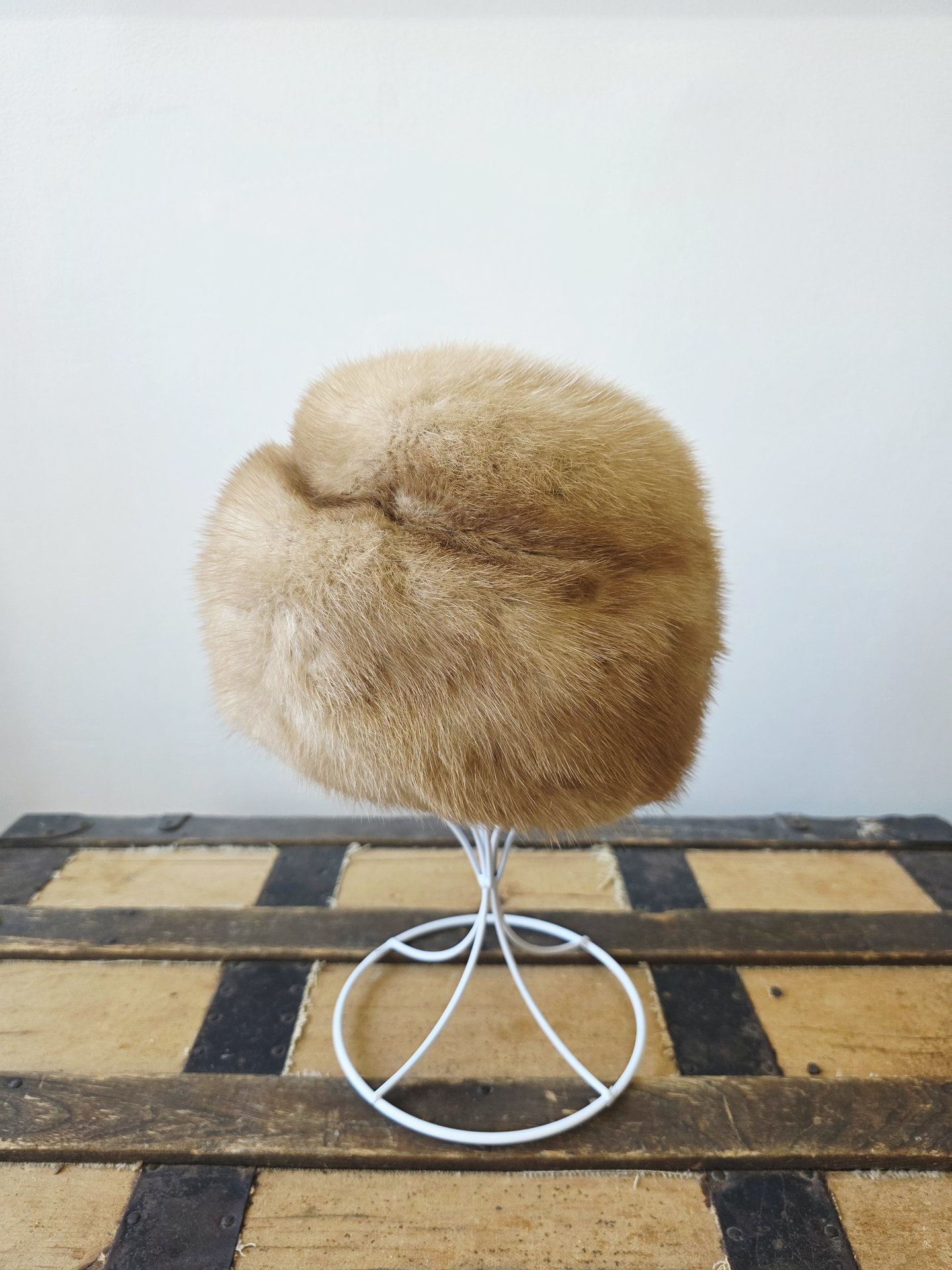 1950 Pogue's of Cincinnati mink fur pill box hat