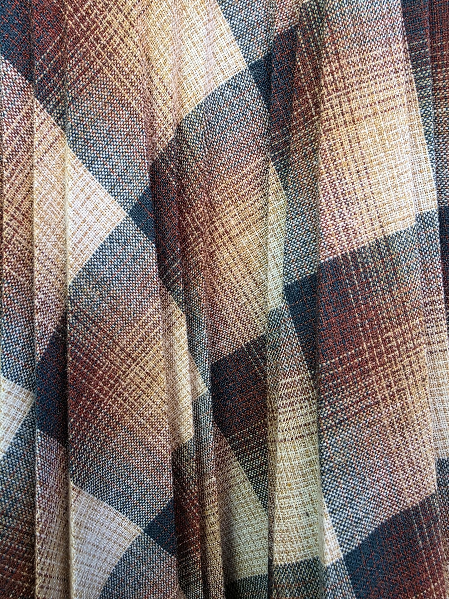 1970 Casual Corner plaid wool pleated skirt, small