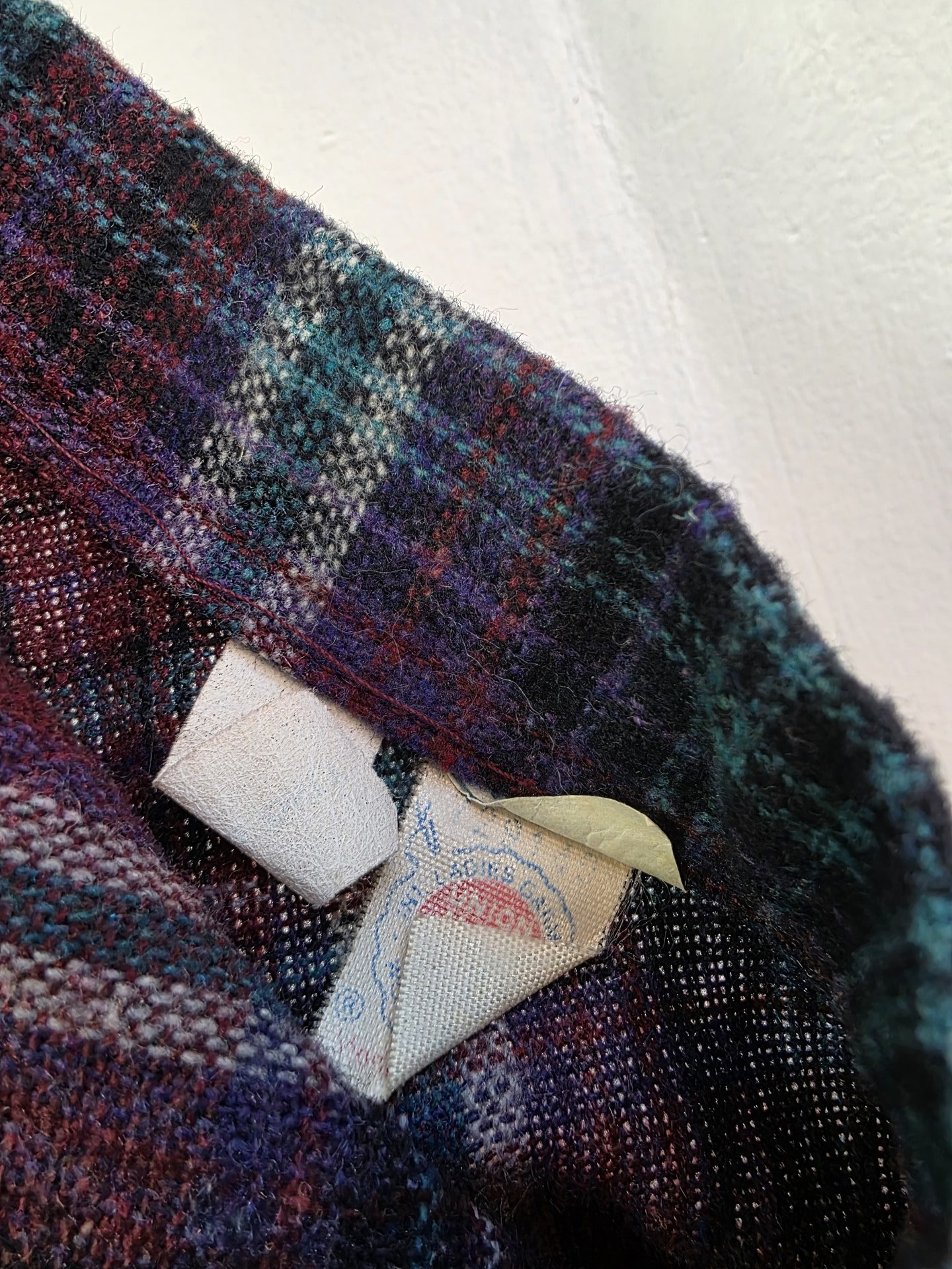 1970 burgundy plaid wool pleated skirt, small