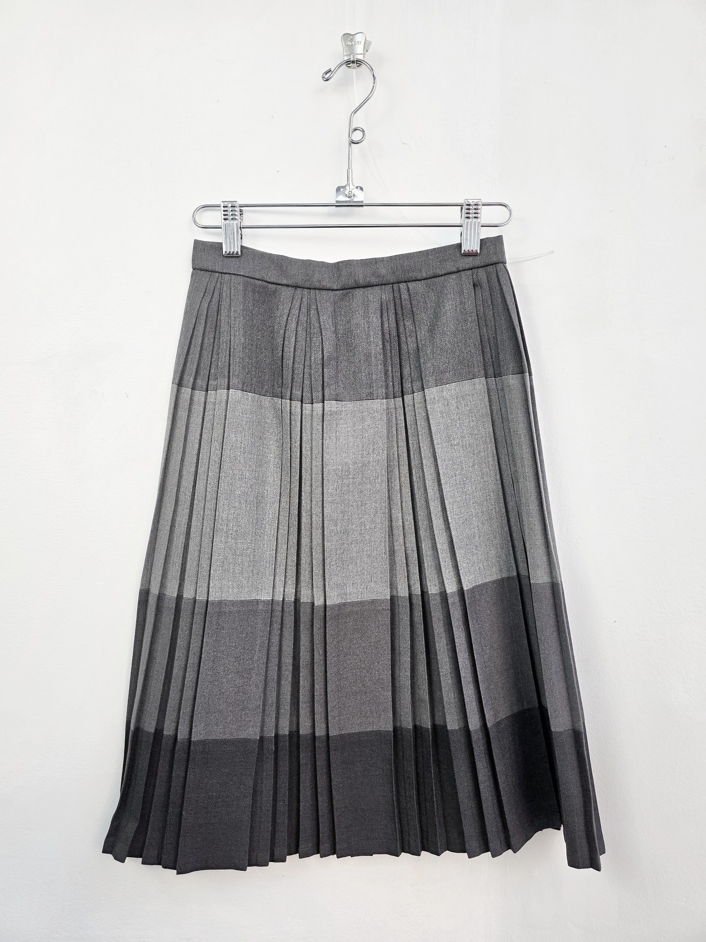 1970 grey pleated skirt, xs