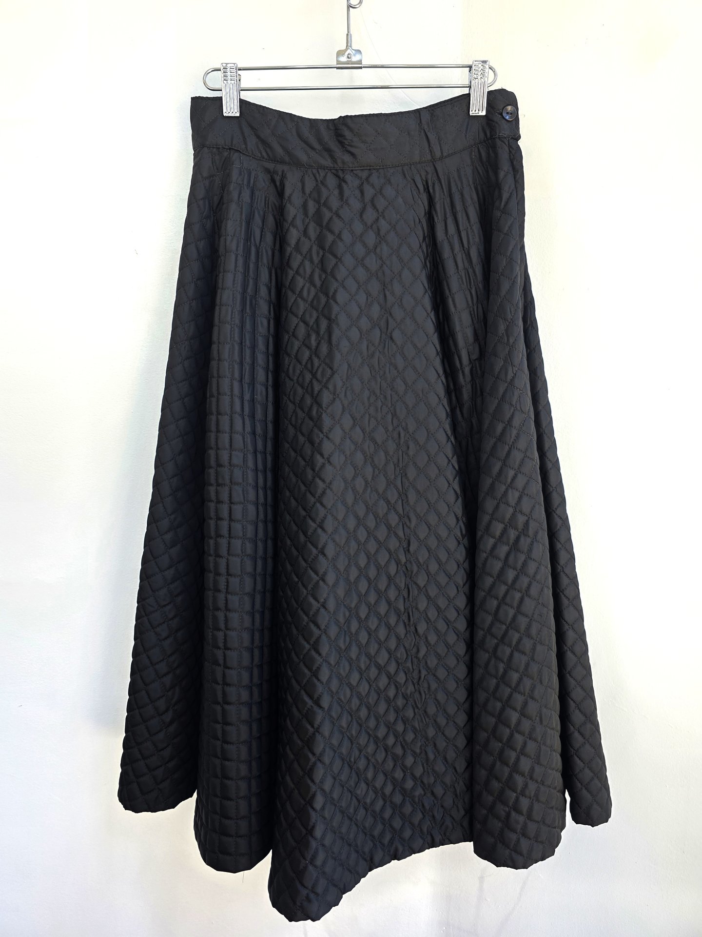 1950 black quilted circle skirt, small medium