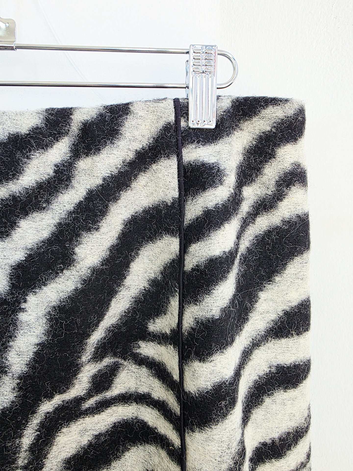2000 wool zebra mini skirt, medium 8