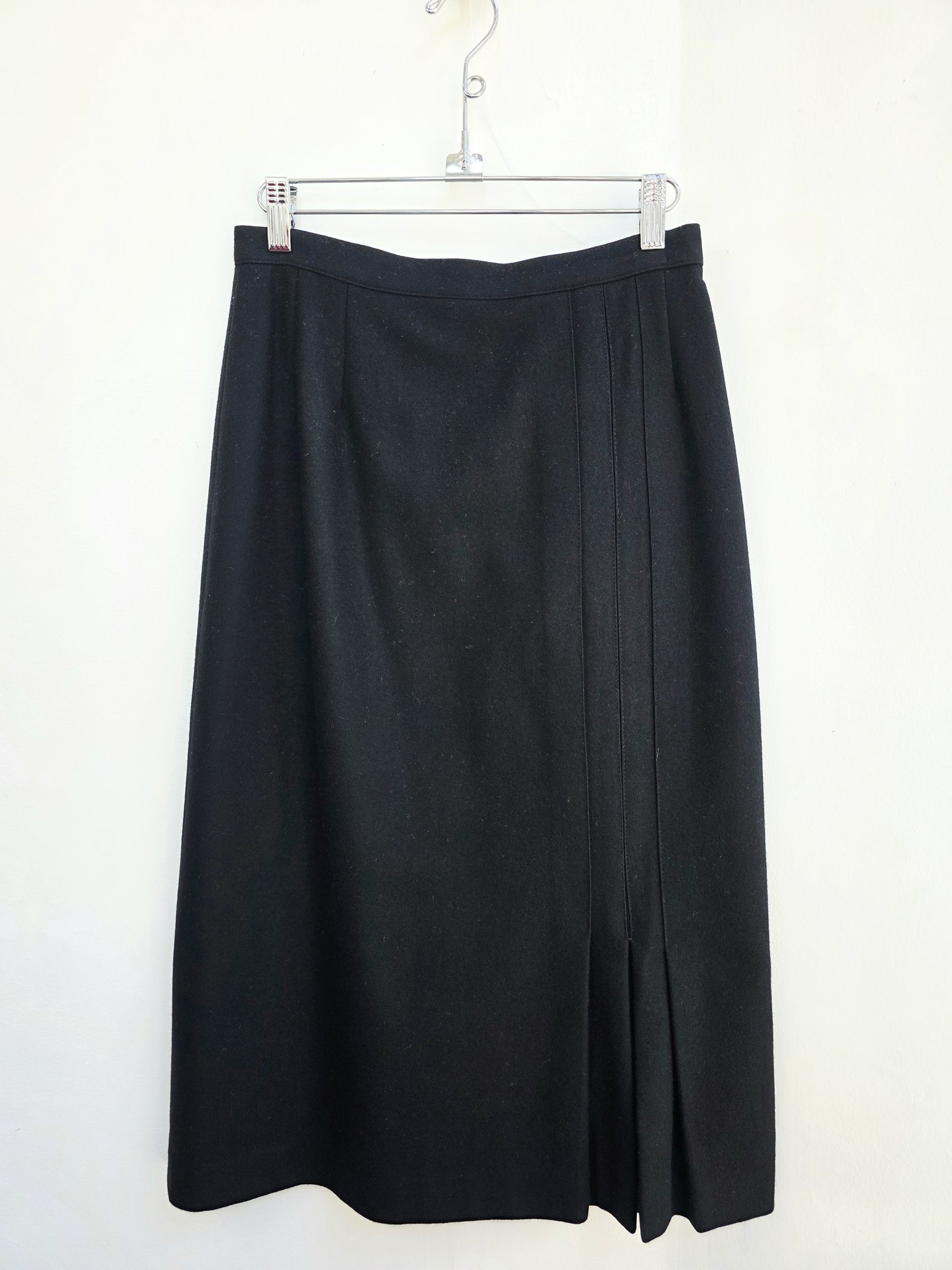 1980 black wool long pencil skirt, medium 8