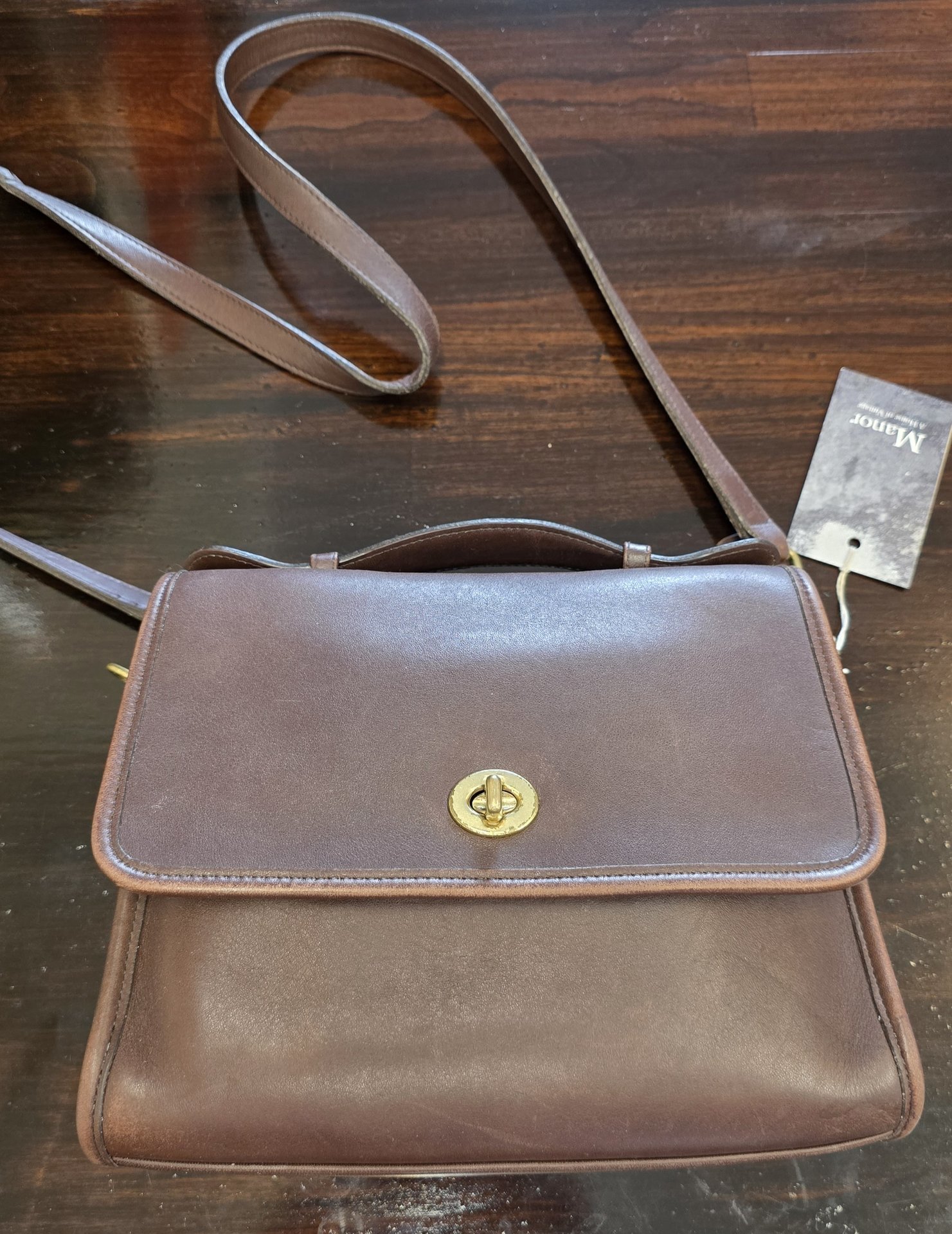 Vintage 90's Coach "Court" dark brown leather crossbody purse