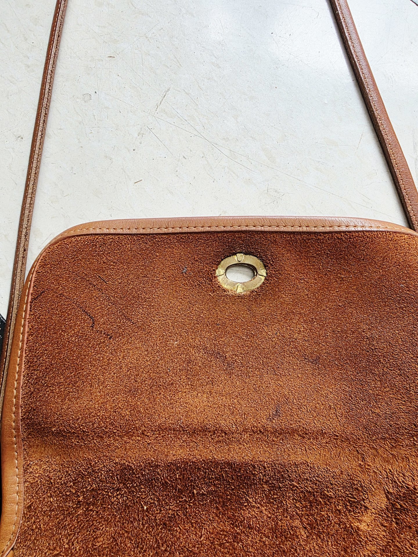 1980 COACH Dinky brown leather crossbody bag