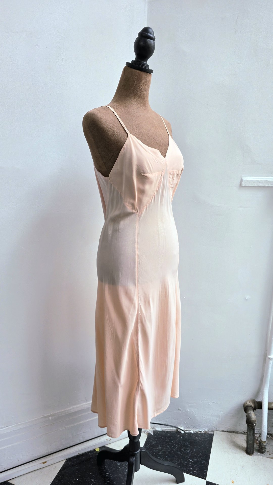 1940 Barbizon "Bryn Fair" pink slip dress, size small
