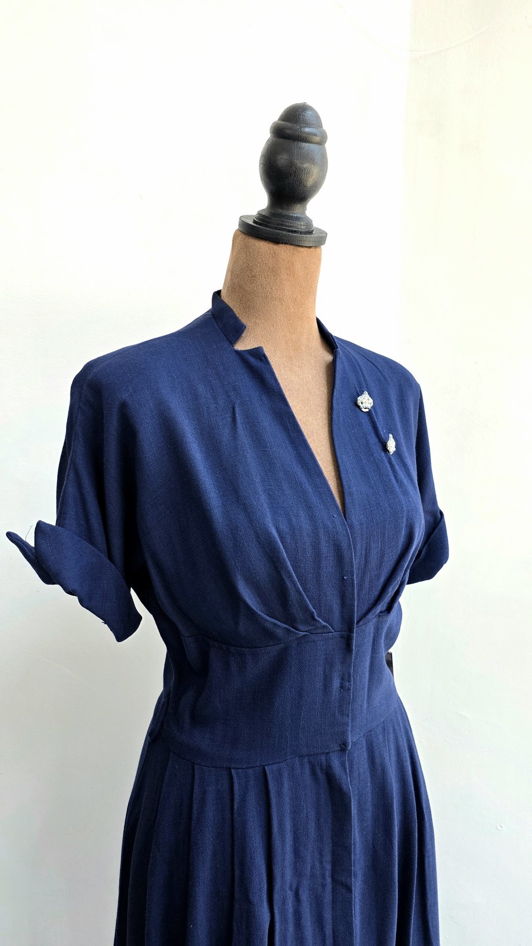 1940 midnight blue dress with pleated skirt, size small