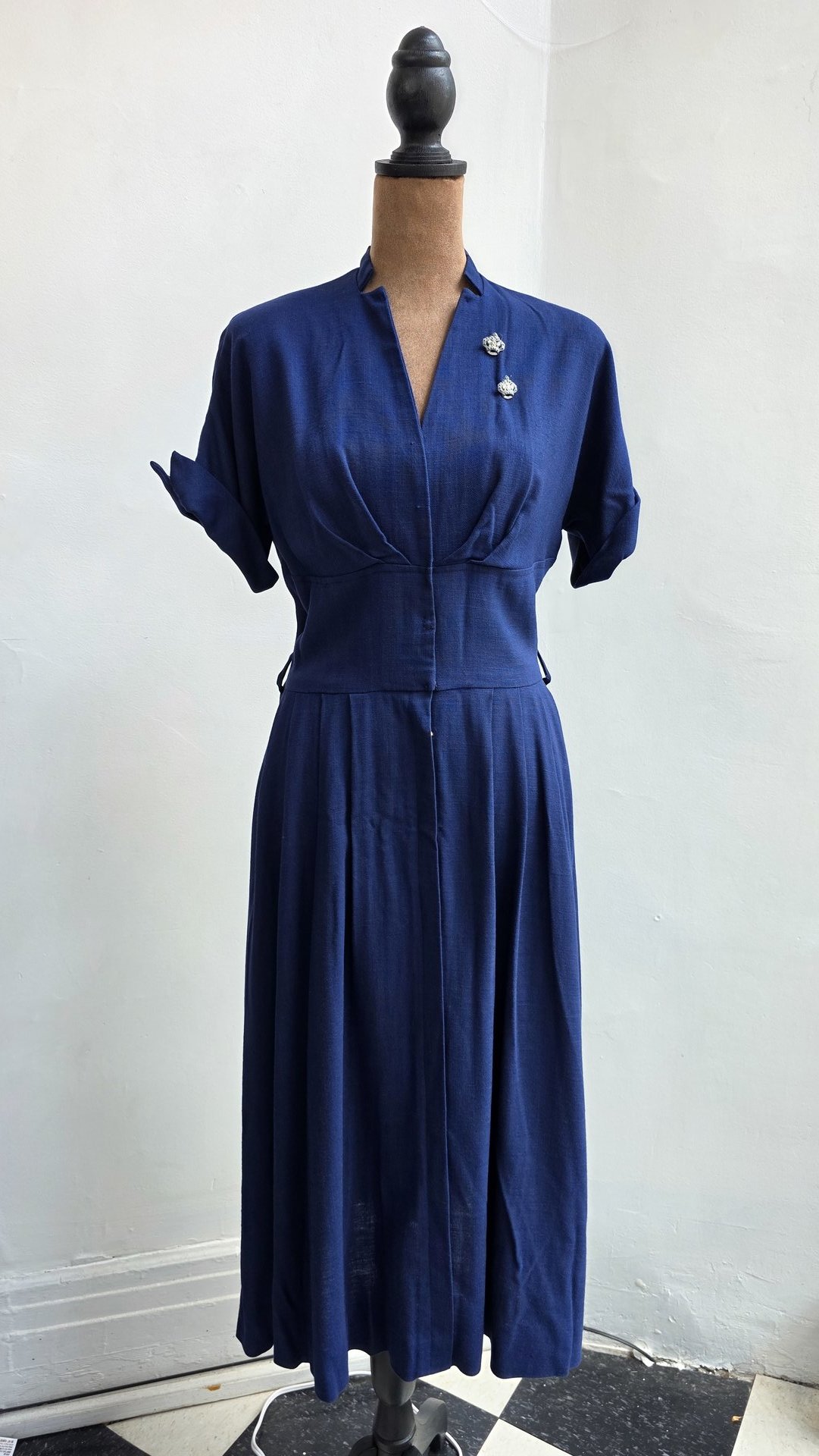 1940 midnight blue dress with pleated skirt, size small