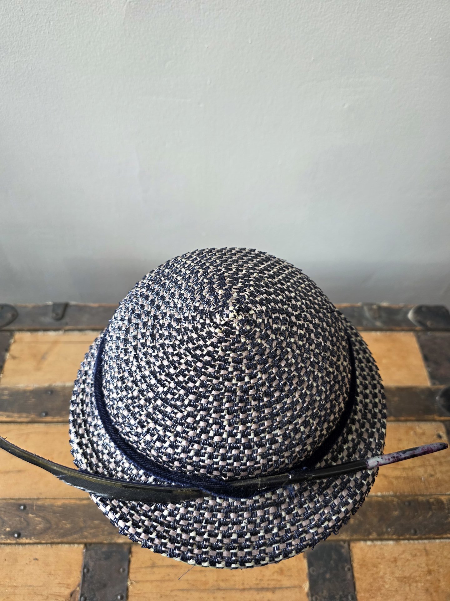 1940 Navy and white fascinator hat with feather
