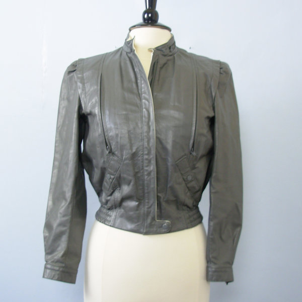 70's grey leather cropped jacket, women's medium / small