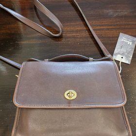 Vintage 90's Coach "Court" dark brown leather crossbody purse